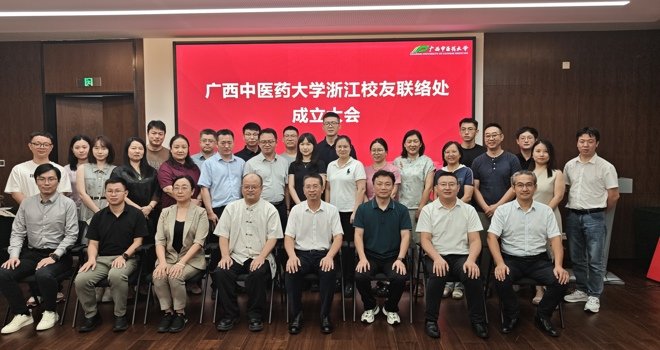 请您使用以下浏览器（点击图标会跳转到